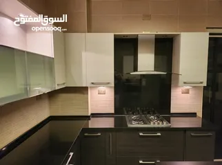  6 شقه دبل سوبر ديلوكس في دير غبار في حاله فوق الممتازه مؤثثه  جزئي غير مستخدمه الا لفتره قصيره للبيع