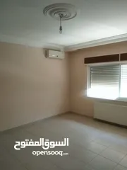  7 شقة مميزة - الرابية - 4نوم - بلكونتين بإطلالــــه مميزة - قرب الخدمات العامة
