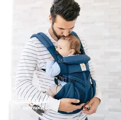  2 حامل اطفال متعدد الاوضاع مع وساده وغطاء راس لحمايه طفلك وراح طفلك من الماركه العالميه ergobaby الاصل