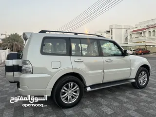  3 Mitsubishi Pajero 2017 (Gcc Car) 3.8 Cc Exclusive Condition