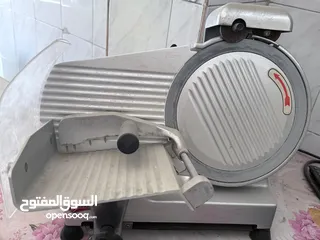  1 عدة محل ألبان