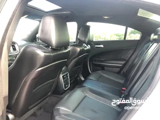  18 charger ،2016 GCC V6 ،Full Options, sunroof, Low mileage