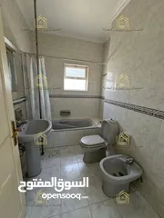  7 شقة فارغة - الرابية - 3نوم - 200م -