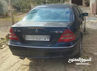  2 مرسيدس c200 غير مجمركة مرخصة موديل 2001 للبيع