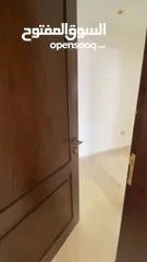  17 شقة طابقية مميزه جدا   4 نوم ماستر دير غبار مع إمكانية البدل بارض سكن خاص ب عمان الغربية