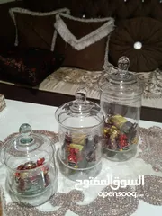  21 أطقم سفرة بورسلان ماركات عالمية .جديد. الوان متعددة وراقية