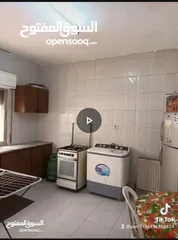  4 شقة مفروشة  مكييف للايجار من المالك جبل الحسين قرب دوار الداخليه ومشفى الأمل