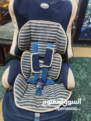  3 مقعد اطفال للسياره  مستعمل نظيف بحال وكالة