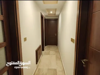  9 شقه دبل سوبر ديلوكس في دير غبار في حاله فوق الممتازه مؤثثه  جزئي غير مستخدمه الا لفتره قصيره للبيع