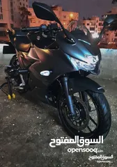  1 دراجة سوزوكي GIXXER SF250