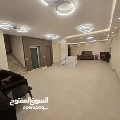  26 فيلا متلاصقة للبيع او للايجار في عبدون - ref : 12161