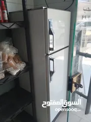  1 ثلاجه للبيع بحاله جيده جدا