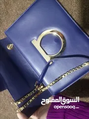  4 Salvatore Ferragamo bag made of soft leather, made in Italy  حقيبة سلفاتوري فيراغامو مصنوعة من الجلد