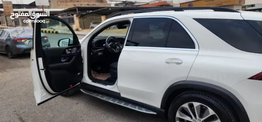  12 مرسيدس GLE 350- 4 MATIC موديل 2020  دفع رباعي  عاليه الإضافات  غير مجمركه لون ابيض والداخل اسود