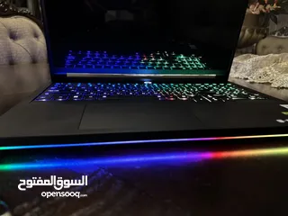  2 Lenovo Legion Pro 7 - RTX5090 - Ultra 9 -64GB - 2TB