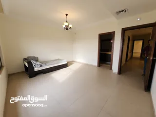  20 شقة دوبلكس فارغة للإيجار في عبدون - ref : 14462