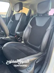  4 رينوا كليو