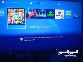  1 بلستيشن 4سليم مستعمل مع ايديتين اصليه ولعبتين سيدي أو اقراص والعاب تنزيل لعبه جي تي اي 5 و فيفا 25 و