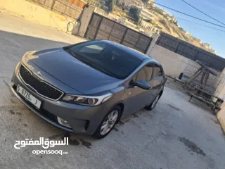  1 كيا سيراتو. 2017  عداد 66 الف فقط