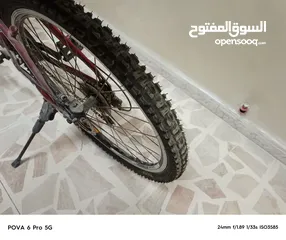 1 بسكليت جنط 26 نوعيه ممتازه غيارات شيمانو عجال بحالة الوكاله حسب الصور