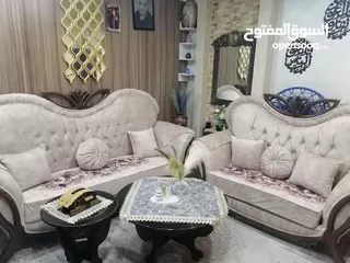  6 طقم كنب خشب زان تفصيل..7مقاعد او 9 مقاعد  لون بيج مورد شكله جميل جدآ والخشب لون بني..