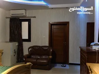  8 شقة للبيع مساحة 200متر