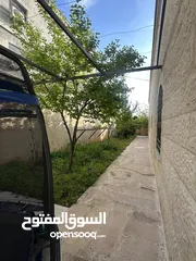  9 Villa for sale with the best view in Amman! ! فيلا للبيع بأطلالة فخمة داخل عمان