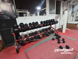  13 نادي جيم كامل للبيع