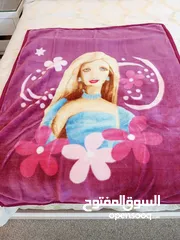  4 تخت للبيع يصلح من عمر البيبي لعمر 5 سنوات و3 حرامات بيبي للبيع