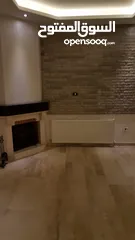  3 شقه مع روف مميزه للبيع