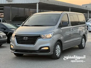  1 HYUNDAI   H1   2019