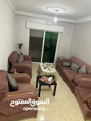  8 شقة 117 متر للبيع في منطقة حيوية - نهاية طلوع نيفين - ط3 مع مصعد-التواصل للجادين و عبر الواتس أب فقط