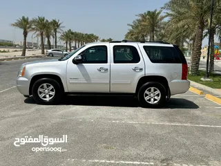  7 GMC Yukon 2014 (Silver)