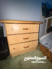  7 غرفة نوم مستعمله بسعر مغري جداً واستعمال خفيف للبيع