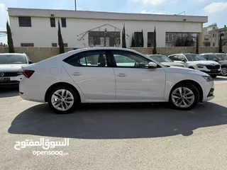  4 سكودا اوكتافيا ترخيص 2022 محرك 2000 ديزل حصان 150