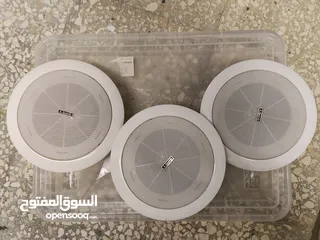  1 موجود ثلث سمعات