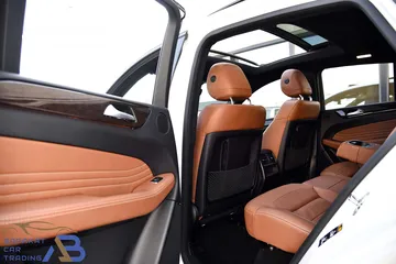  28 مرسيدس جي ال اي بنزين 2019 Mercedes GLE400 4MATIC AMG Line Night Package