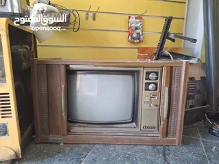  5 تلفزيون زمني