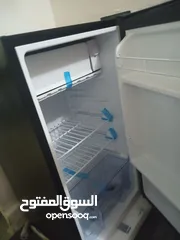  8 تلاجه مكتب