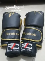  3 Boxing gloves with bandages