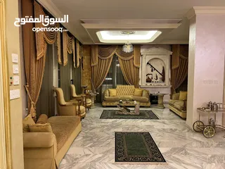  8 ڤيلا للبيع في تلاع العلي منطقة راقية وهادية جداً شارع المحمدية جميع الخدمات بجانب الڤيلا موقع رائع