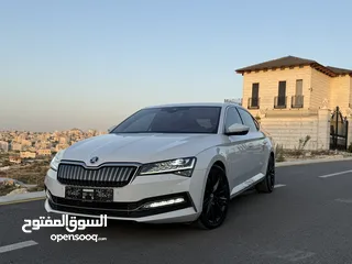  1 سكودا سوبير ب بلج ان هايبرد