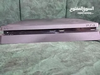  2 للبيع PS4 Slim بحالة ممتازة  قابل للتفاوض البسيط جدا للجادين
