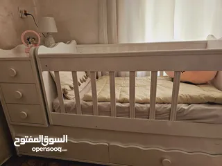  1 سرير نوم اطفال