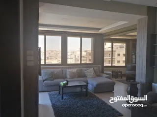  11 رووف مع ترس مميز للأيجار مفروش  Rooftop with nice viewing Terrace