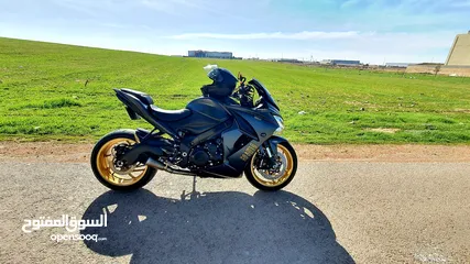  5 SUZUKI GSXS1000f 2018