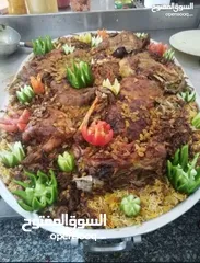  6 I am a Yemeni cook with long experience in cooking, resident, I have a driver's license