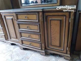  4 سرير مجوز وكومدنتين وتسريحه خشب لتيه وزان بحاله ممتازه بدون خزانه