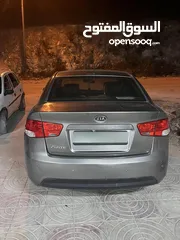  2 كيا فورتي 2010