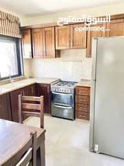  4 شقة مفروشة 550$